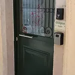Olimpias Old Town Apartment *