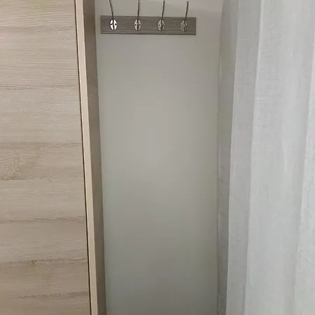 Olimpias Apartment *