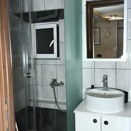 Apartment Olimpias *