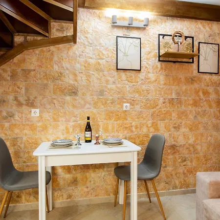 Olimpias Old Town Apartamento *