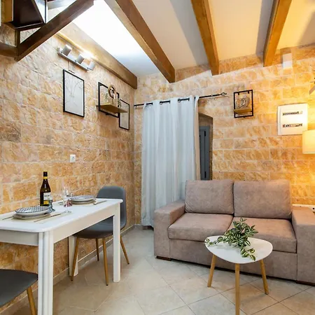 Apartment Olimpias Old Town
