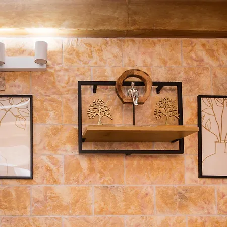 Olimpias Old Town Apartment